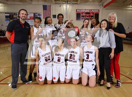 Thumbnail 3 in Harvard-Westlake vs. Windward (Battle at the Beach) photogallery.