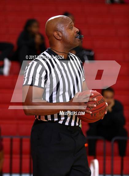 Thumbnail 1 in Harvard-Westlake vs. Windward (Battle at the Beach) photogallery.