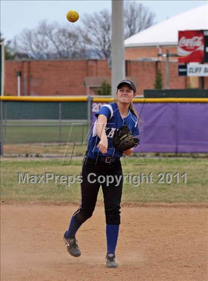 Thumbnail 1 in Karns vs Weaver  (Smoky Mountain Classic) photogallery.