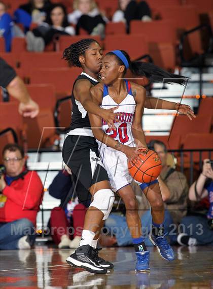 Thumbnail 2 in Steele vs. Duncanville (UIL 5A Final) photogallery.