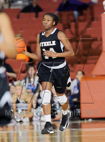 Thumbnail 1 in Steele vs. Duncanville (UIL 5A Final) photogallery.