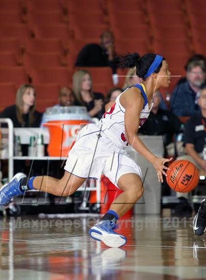 Thumbnail 3 in Steele vs. Duncanville (UIL 5A Final) photogallery.