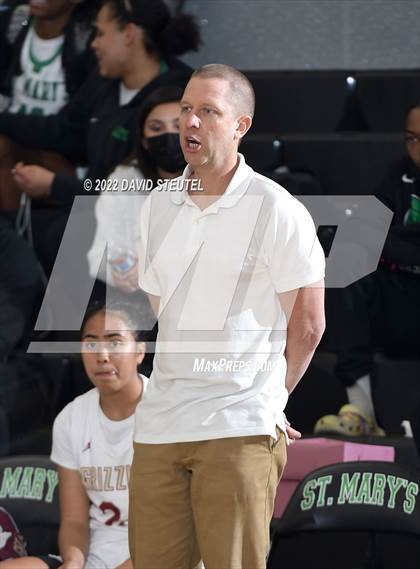 Thumbnail 2 in Incarnate Word Academy vs. Mission Hills (St. Mary's Stockton MLK Showcase) photogallery.