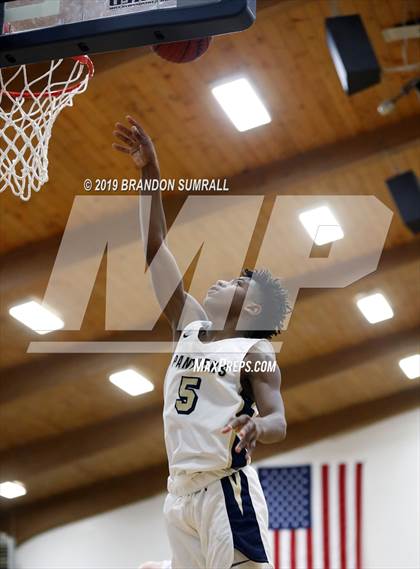Thumbnail 1 in Maplesville vs. Jemison (Chilton County Tournament) photogallery.