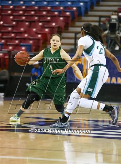 Thumbnail 1 in Sacred Heart vs Lakeside (CIF State D3 Final) photogallery.