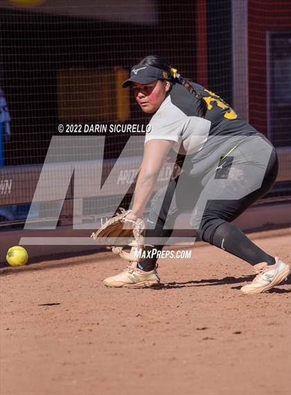 Thumbnail 2 in Canyon del Oro vs Salpointe Catholic (AIA 4A Final) photogallery.