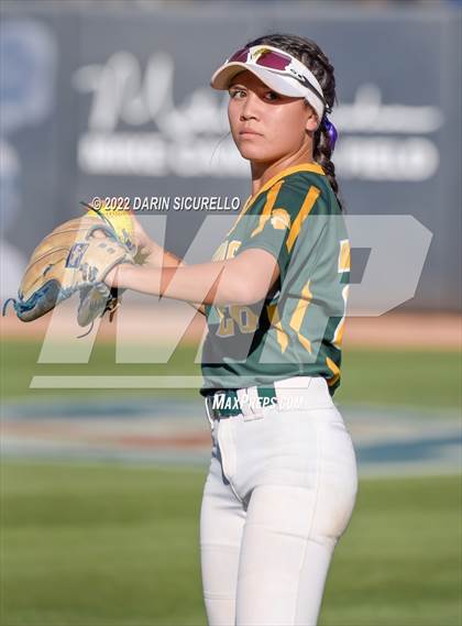 Thumbnail 2 in Canyon del Oro vs Salpointe Catholic (AIA 4A Final) photogallery.