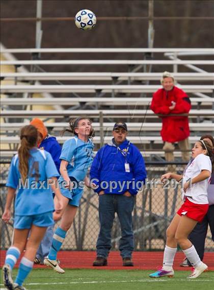 Thumbnail 2 in Rockville Centre South Side vs Somers (NYSPHSAA Class A Final) photogallery.