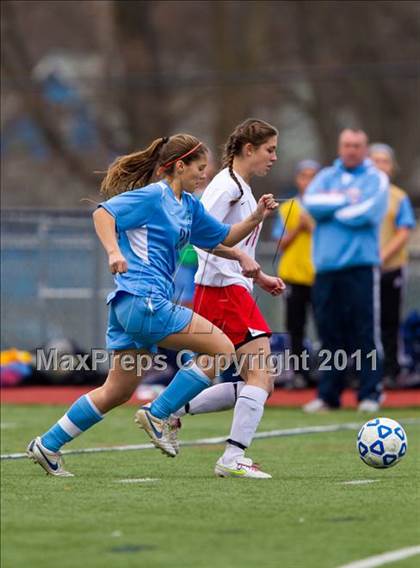 Thumbnail 3 in Rockville Centre South Side vs Somers (NYSPHSAA Class A Final) photogallery.