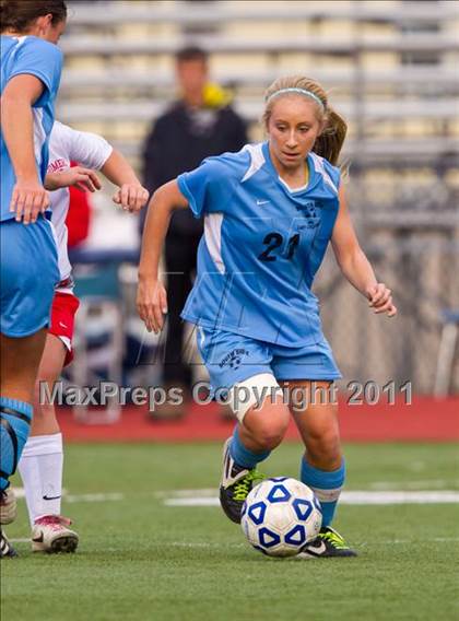 Thumbnail 3 in Rockville Centre South Side vs Somers (NYSPHSAA Class A Final) photogallery.