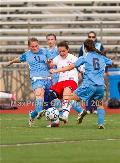 Thumbnail 3 in Rockville Centre South Side vs Somers (NYSPHSAA Class A Final) photogallery.