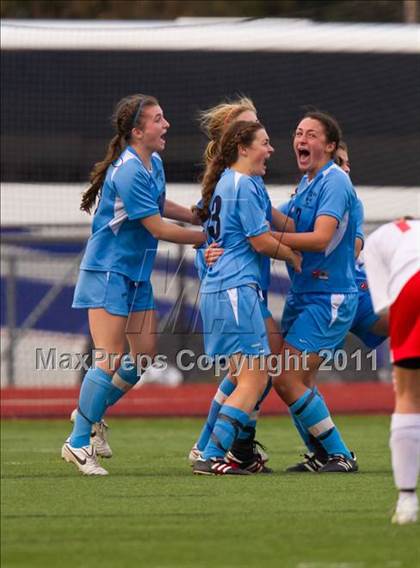 Thumbnail 3 in Rockville Centre South Side vs Somers (NYSPHSAA Class A Final) photogallery.