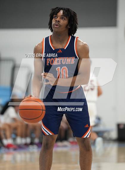 Thumbnail 2 in Fortune Early College vs. Saint Mary's (Crush in the Valley Showcase) photogallery.