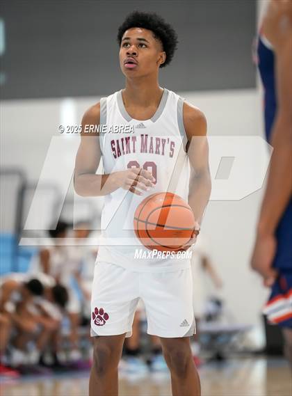 Thumbnail 1 in Fortune Early College vs. Saint Mary's (Crush in the Valley Showcase) photogallery.