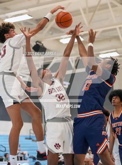 Thumbnail 1 in Fortune Early College vs. Saint Mary's (Crush in the Valley Showcase) photogallery.