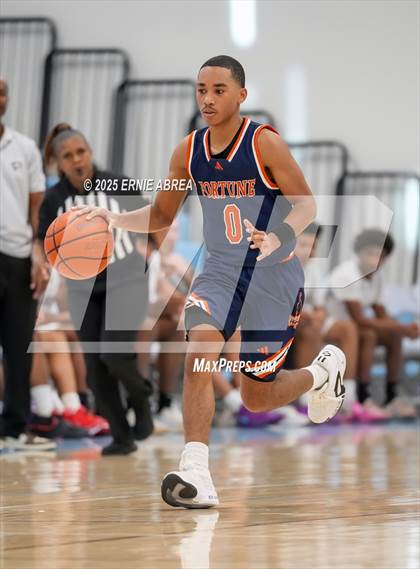 Thumbnail 2 in Fortune Early College vs. Saint Mary's (Crush in the Valley Showcase) photogallery.