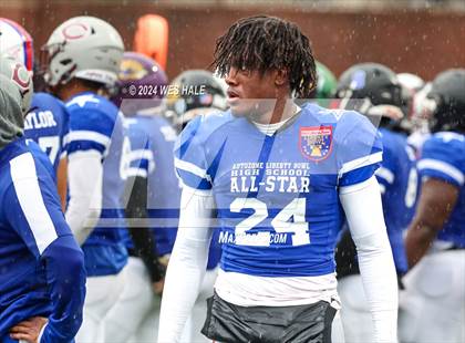 Thumbnail 2 in AutoZone Liberty Bowl All-Star Game photogallery.