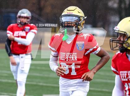 Thumbnail 1 in AutoZone Liberty Bowl All-Star Game photogallery.