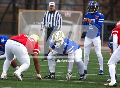 Thumbnail 3 in AutoZone Liberty Bowl All-Star Game photogallery.
