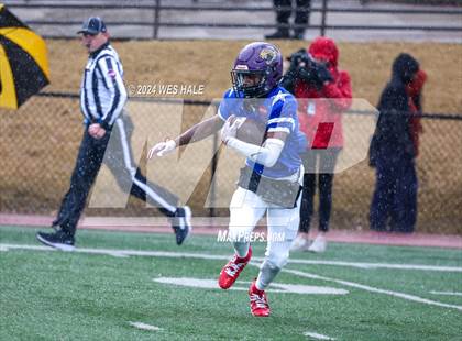 Thumbnail 1 in AutoZone Liberty Bowl All-Star Game photogallery.