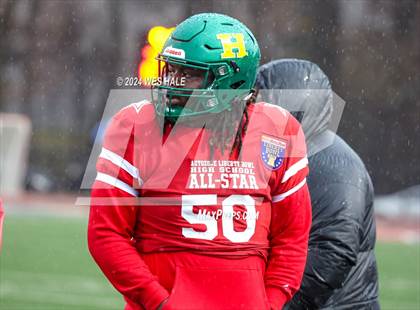 Thumbnail 2 in AutoZone Liberty Bowl All-Star Game photogallery.