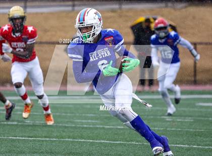 Thumbnail 2 in AutoZone Liberty Bowl All-Star Game photogallery.