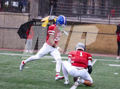 Thumbnail 3 in AutoZone Liberty Bowl All-Star Game photogallery.