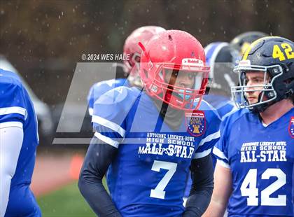 Thumbnail 3 in AutoZone Liberty Bowl All-Star Game photogallery.