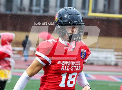 Thumbnail 3 in AutoZone Liberty Bowl All-Star Game photogallery.