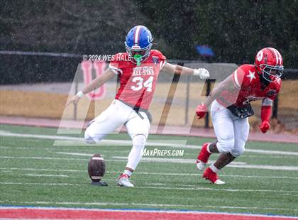 Thumbnail 2 in AutoZone Liberty Bowl All-Star Game photogallery.