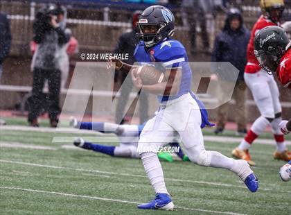 Thumbnail 3 in AutoZone Liberty Bowl All-Star Game photogallery.