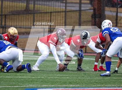 Thumbnail 2 in AutoZone Liberty Bowl All-Star Game photogallery.