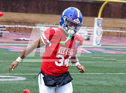 Thumbnail 1 in AutoZone Liberty Bowl All-Star Game photogallery.