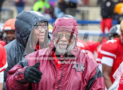 Thumbnail 3 in AutoZone Liberty Bowl All-Star Game photogallery.
