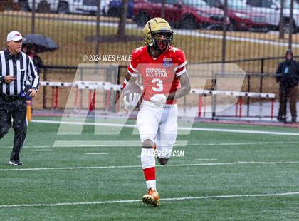 Thumbnail 3 in AutoZone Liberty Bowl All-Star Game photogallery.