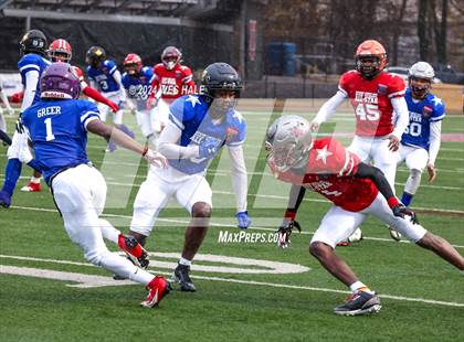Thumbnail 3 in AutoZone Liberty Bowl All-Star Game photogallery.