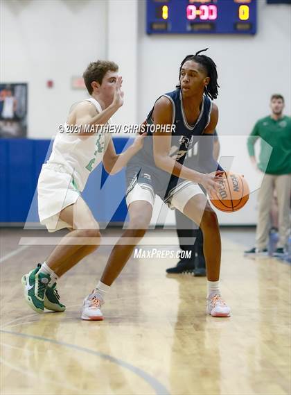 Thumbnail 2 in South Walton vs. Franklin Road Academy (PCB Marlin Christmas Classic) photogallery.