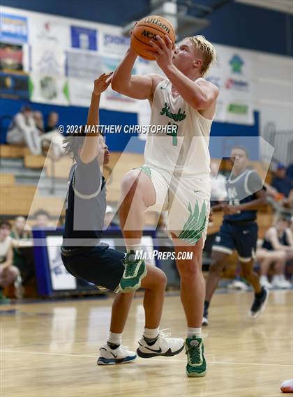 Thumbnail 2 in South Walton vs. Franklin Road Academy (PCB Marlin Christmas Classic) photogallery.