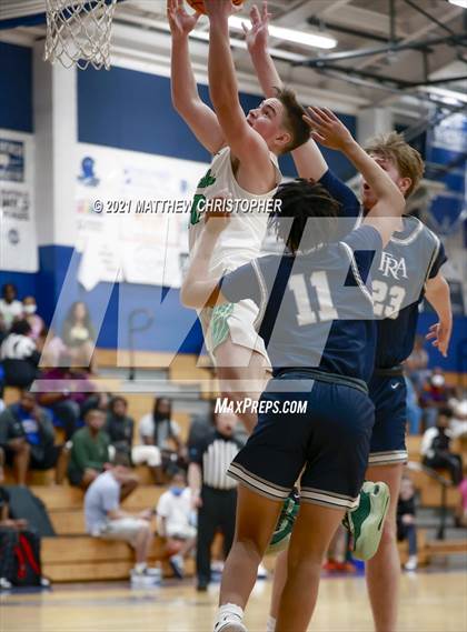 Thumbnail 1 in South Walton vs. Franklin Road Academy (PCB Marlin Christmas Classic) photogallery.