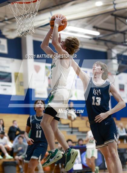 Thumbnail 3 in South Walton vs. Franklin Road Academy (PCB Marlin Christmas Classic) photogallery.