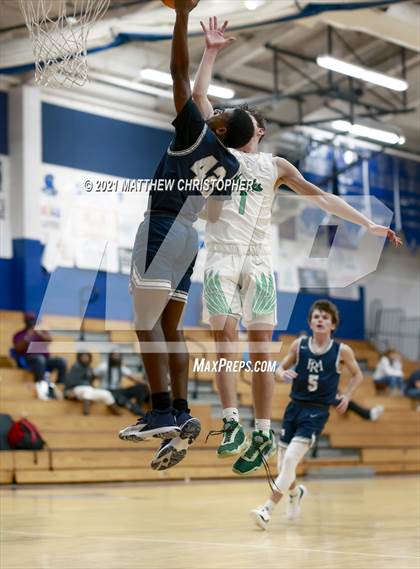 Thumbnail 3 in South Walton vs. Franklin Road Academy (PCB Marlin Christmas Classic) photogallery.