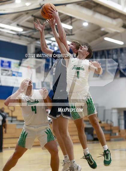 Thumbnail 1 in South Walton vs. Franklin Road Academy (PCB Marlin Christmas Classic) photogallery.