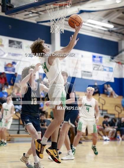 Thumbnail 1 in South Walton vs. Franklin Road Academy (PCB Marlin Christmas Classic) photogallery.
