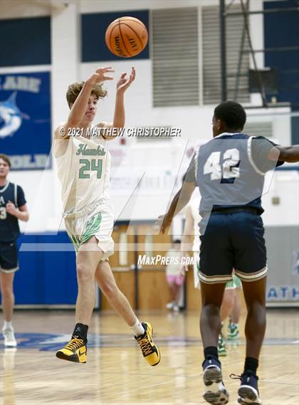 Thumbnail 3 in South Walton vs. Franklin Road Academy (PCB Marlin Christmas Classic) photogallery.
