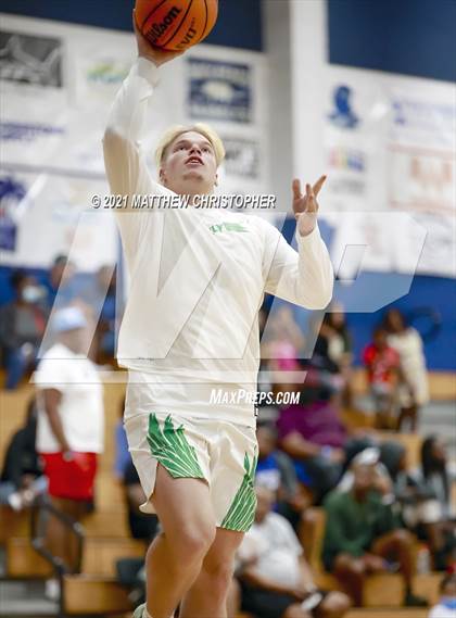 Thumbnail 2 in South Walton vs. Franklin Road Academy (PCB Marlin Christmas Classic) photogallery.