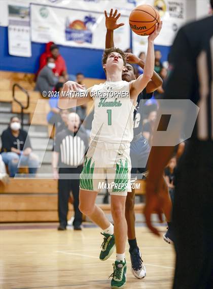 Thumbnail 1 in South Walton vs. Franklin Road Academy (PCB Marlin Christmas Classic) photogallery.
