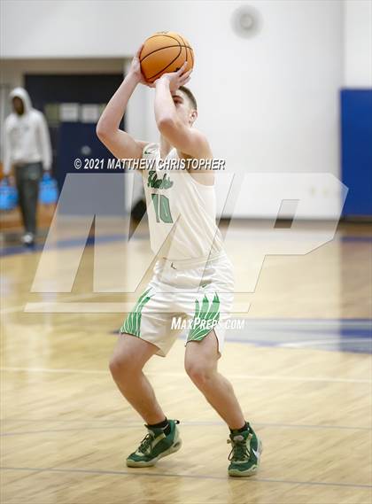 Thumbnail 3 in South Walton vs. Franklin Road Academy (PCB Marlin Christmas Classic) photogallery.