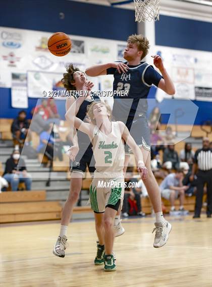 Thumbnail 1 in South Walton vs. Franklin Road Academy (PCB Marlin Christmas Classic) photogallery.