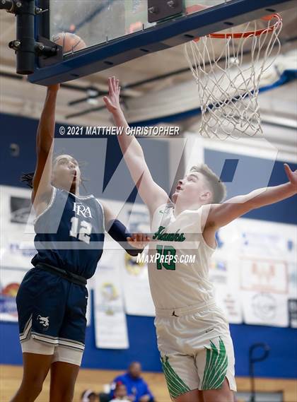 Thumbnail 3 in South Walton vs. Franklin Road Academy (PCB Marlin Christmas Classic) photogallery.