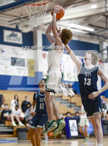 Thumbnail 1 in South Walton vs. Franklin Road Academy (PCB Marlin Christmas Classic) photogallery.